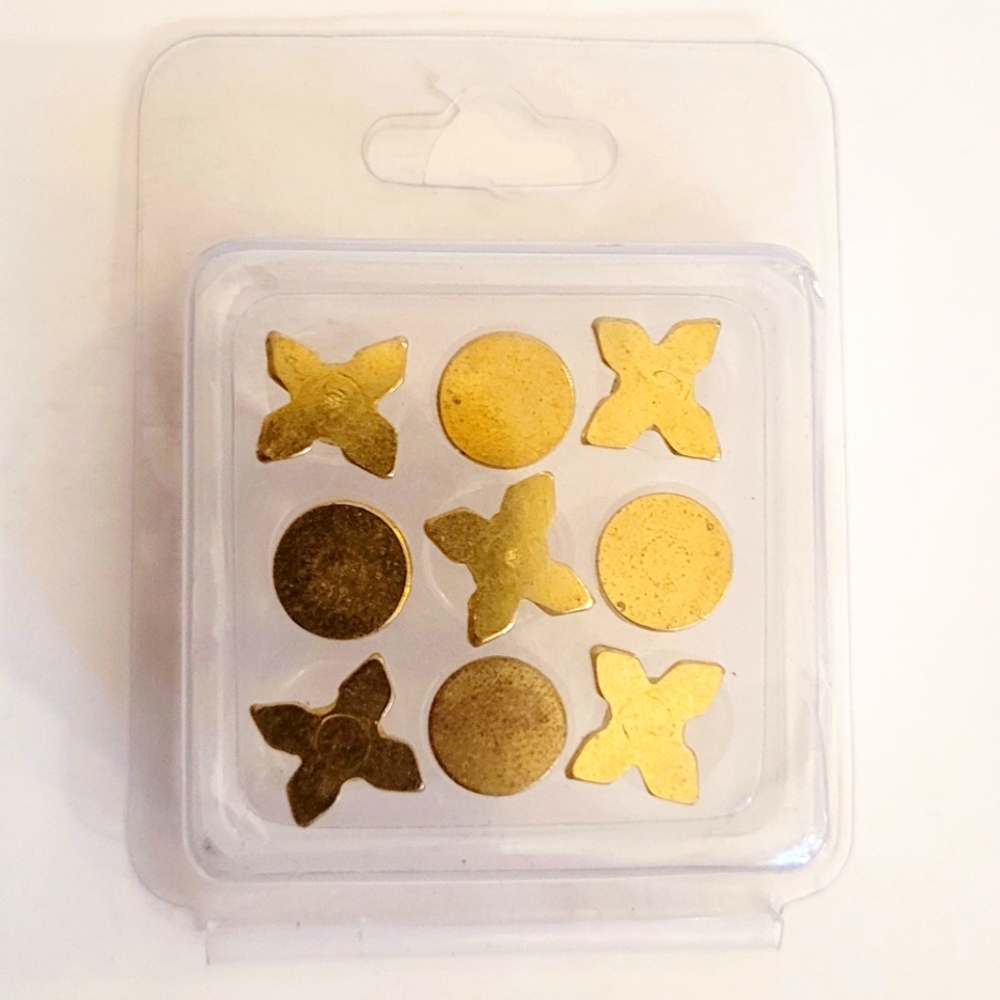 NIB XOXO thumb tacks